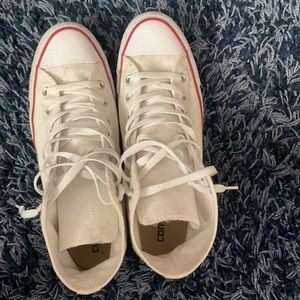 Hightop Converse size 11, only worn once